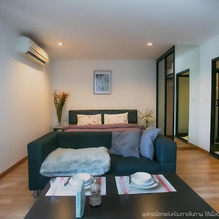The Box Residence Bangkok Esterno foto