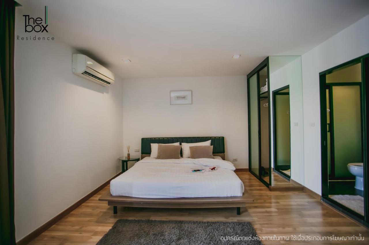 The Box Residence Bangkok Esterno foto